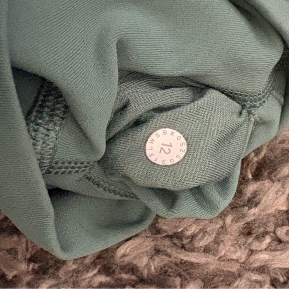 Lululemon Wunder Under Hi-Rise Tight *28"
Frosted Pine - Picture 3 of 3